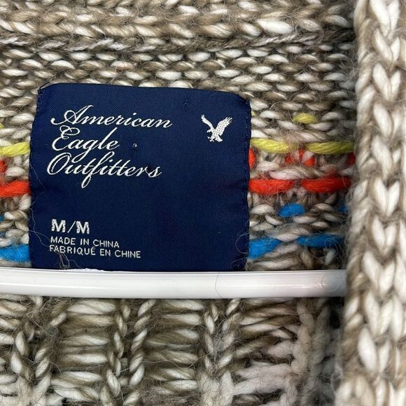 American Eagle Aztec Print Wool/Alpaca Blend Short Sleeve Cardigan. Size Medium. - Picture 2 of 14